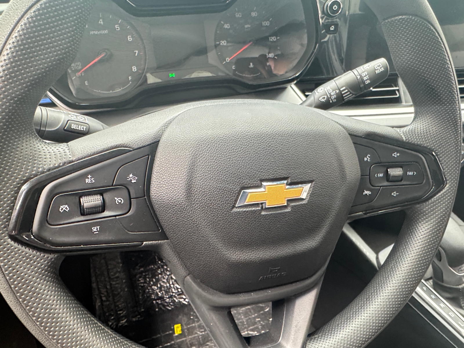 Thumbnail: 2025 Chevrolet Trax - 5
