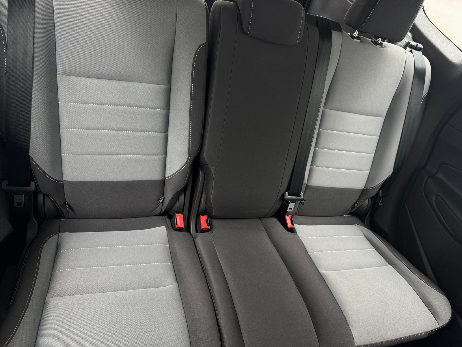 Thumbnail: 2019 Ford Escape - 6