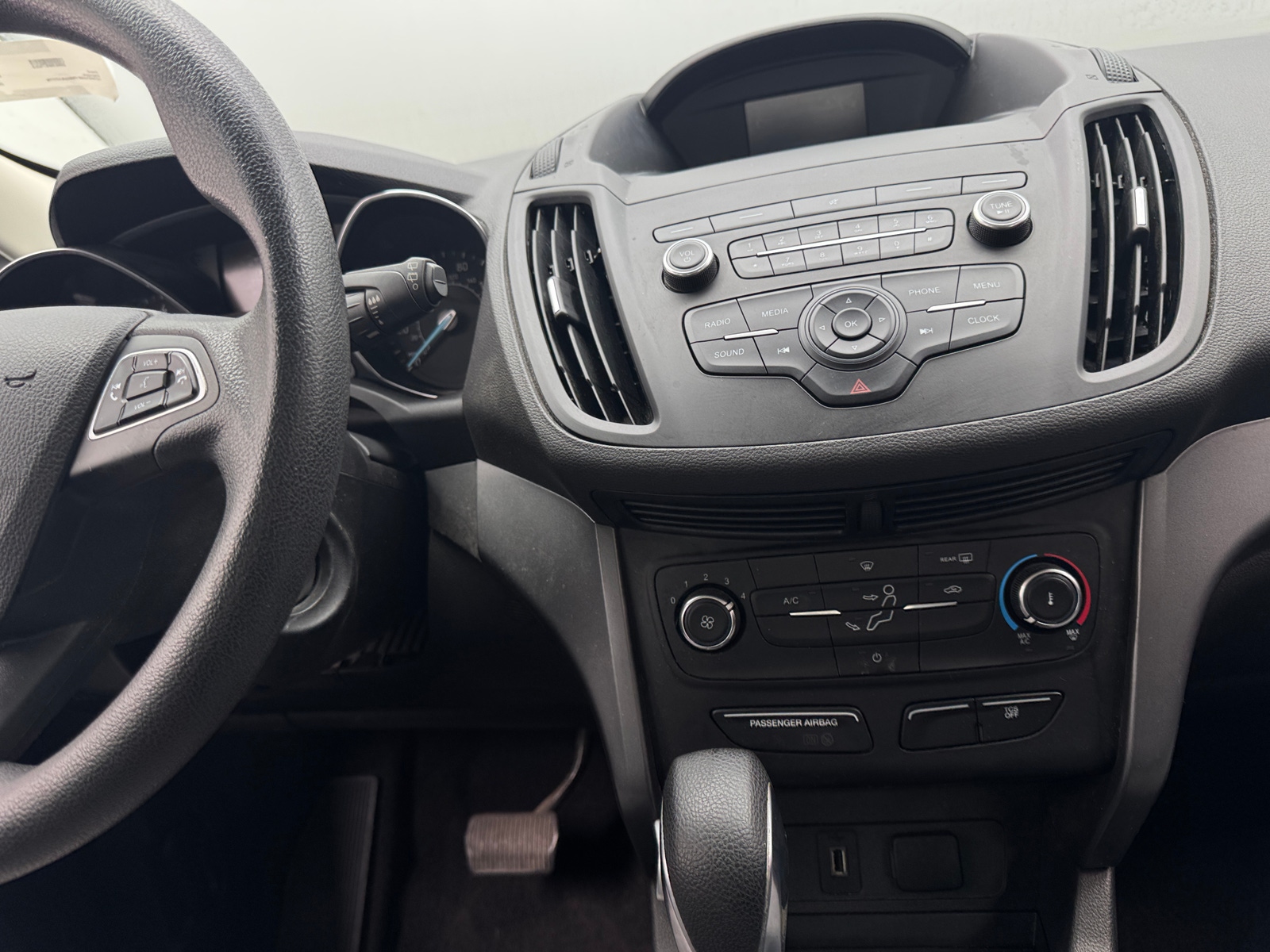 Thumbnail: 2019 Ford Escape - 4