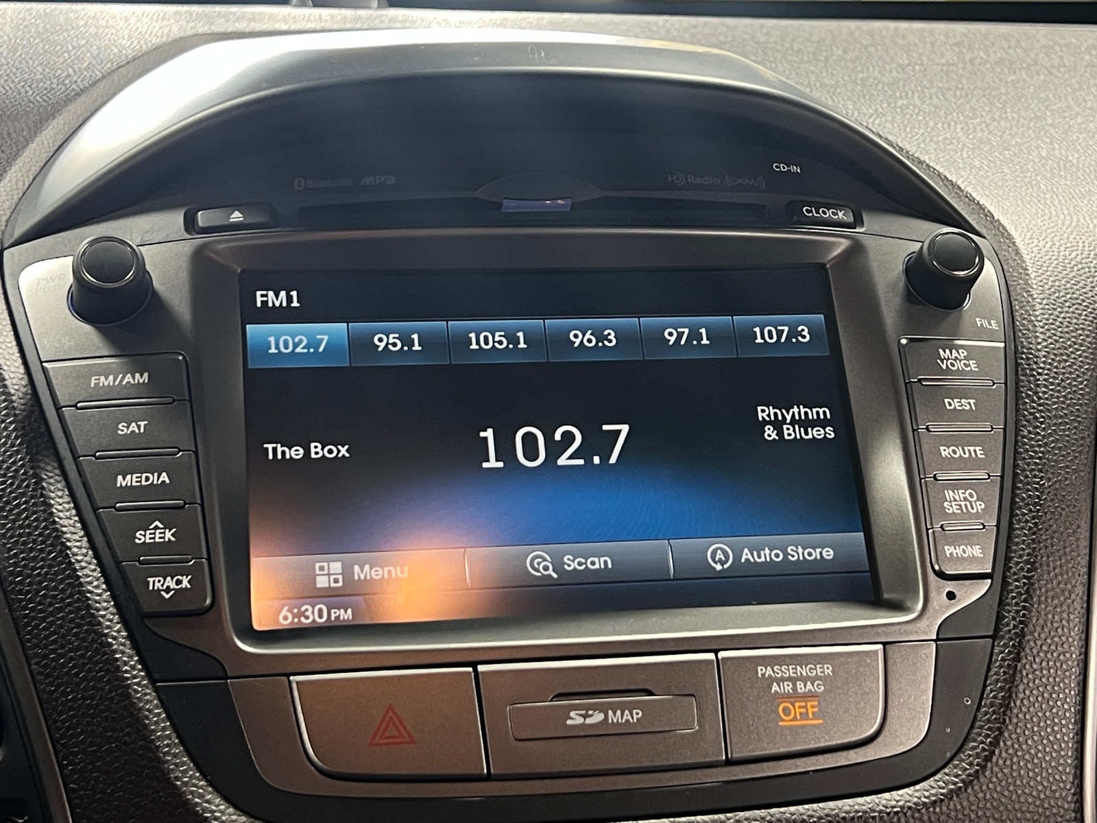 Thumbnail: 2015 Hyundai Tucson - 3