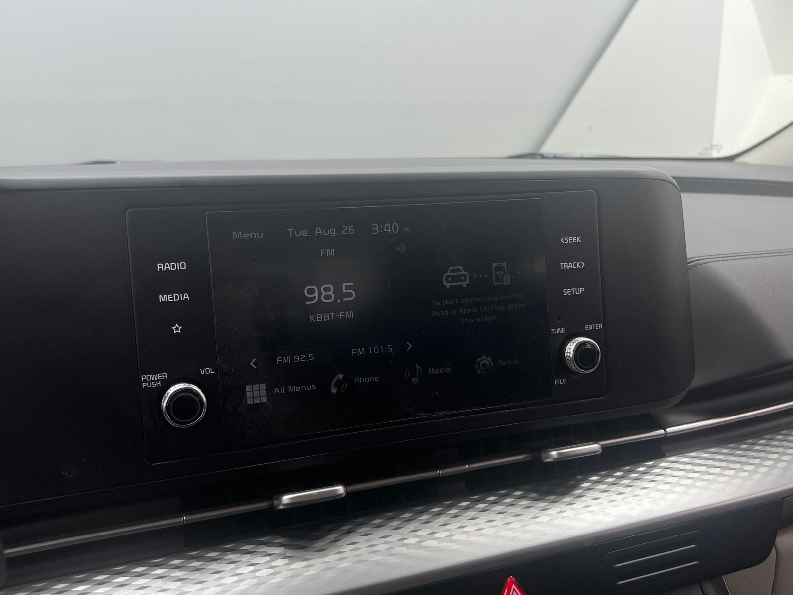 Thumbnail: 2024 Kia Carnival - 3