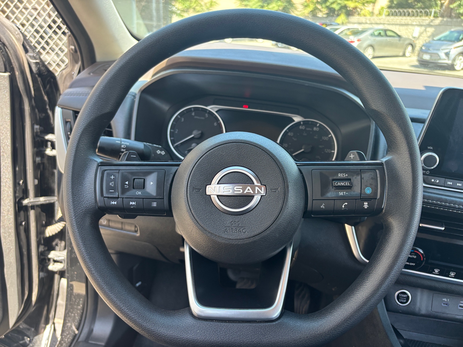 Thumbnail: 2023 Nissan Rogue - 5