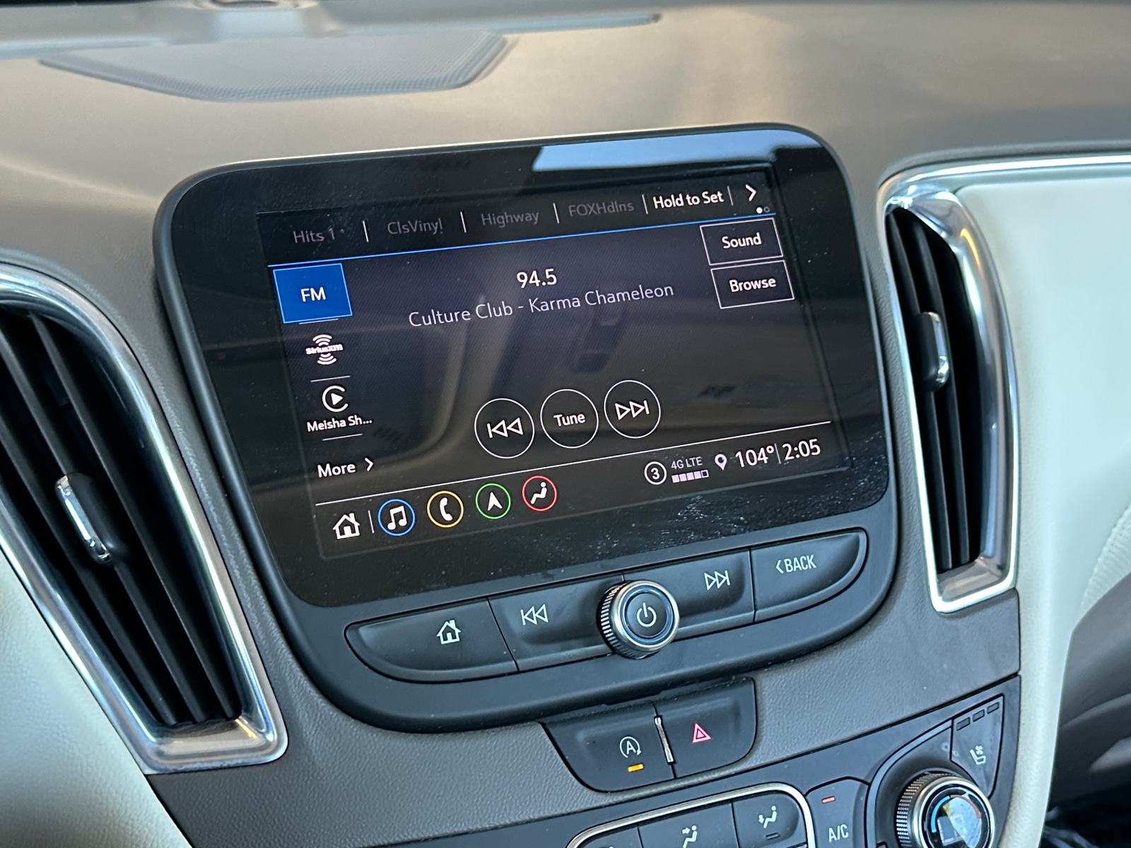 Thumbnail: 2024 Chevrolet Malibu - 4