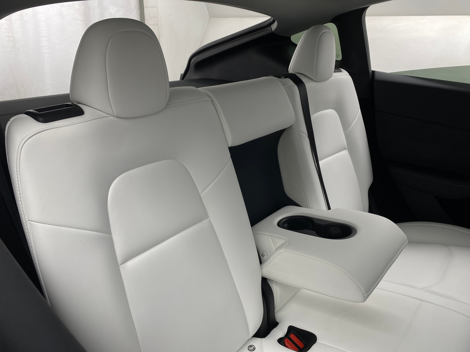 Thumbnail: 2024 Tesla Model Y - 4