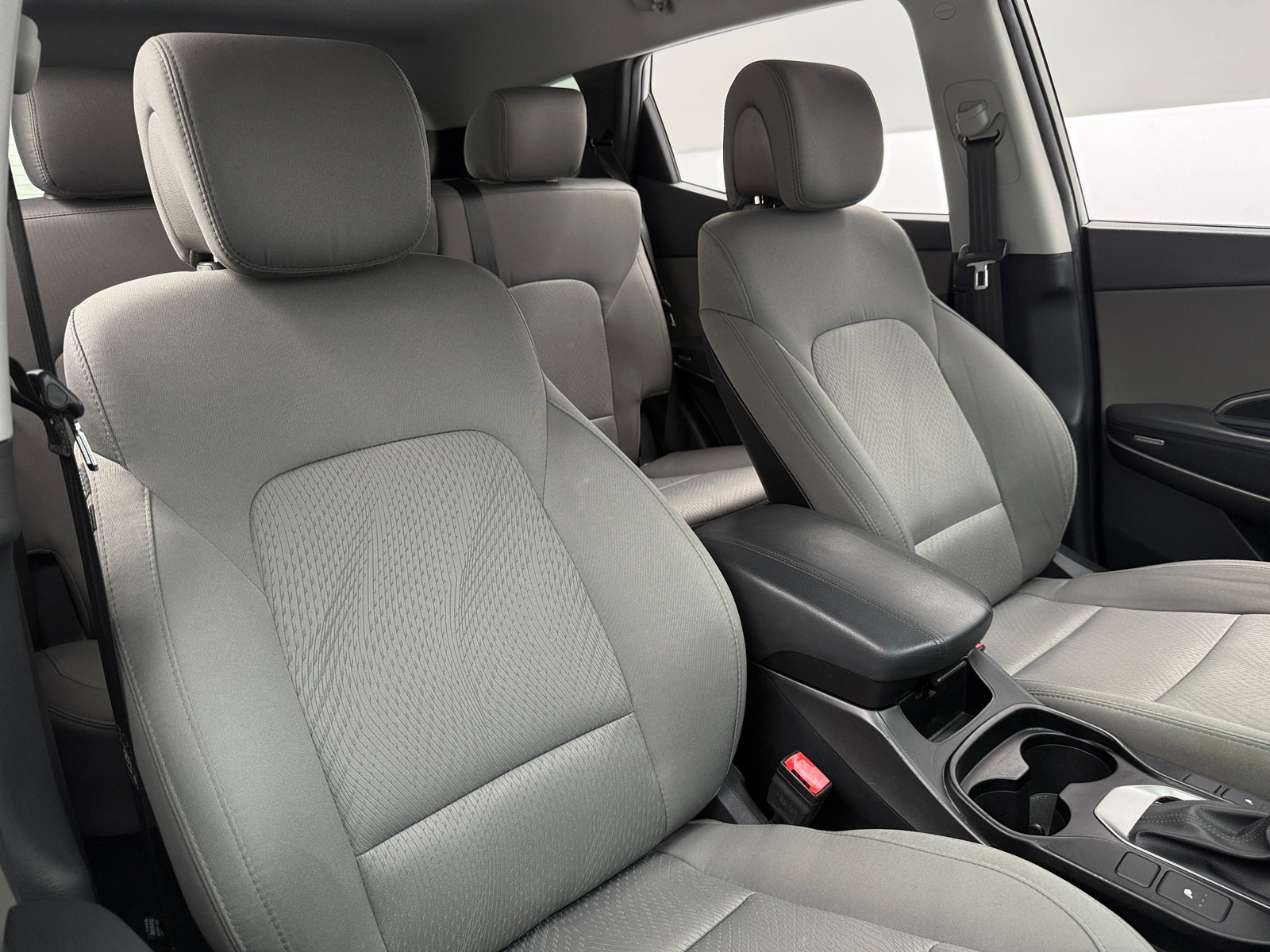 Thumbnail: 2018 Hyundai Santa Fe - 2