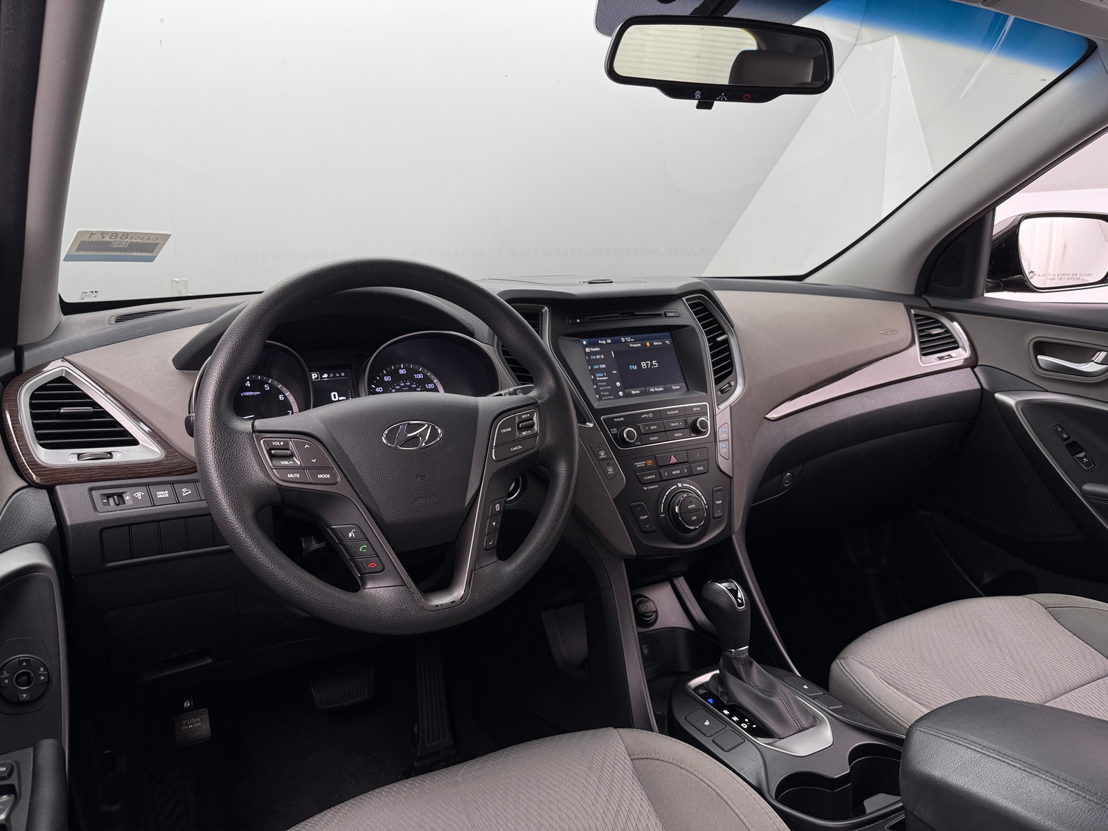 Thumbnail: 2018 Hyundai Santa Fe - 3
