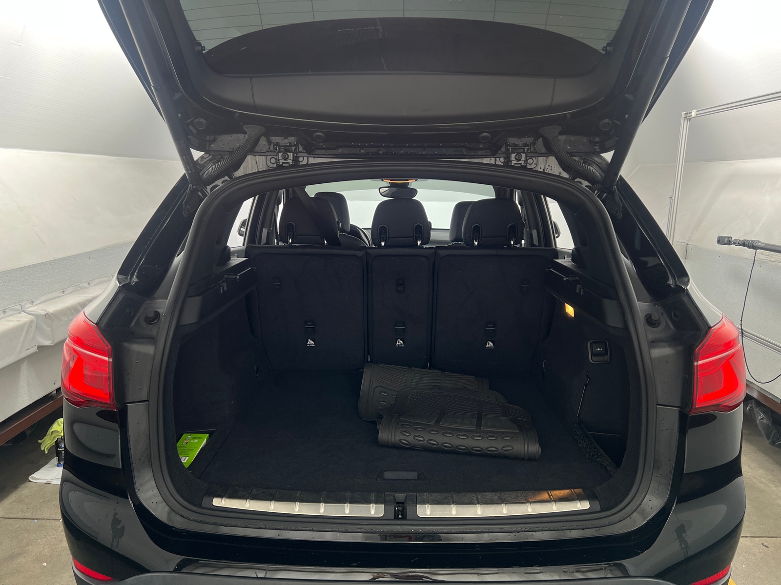 Thumbnail: 2019 BMW X1 - 6