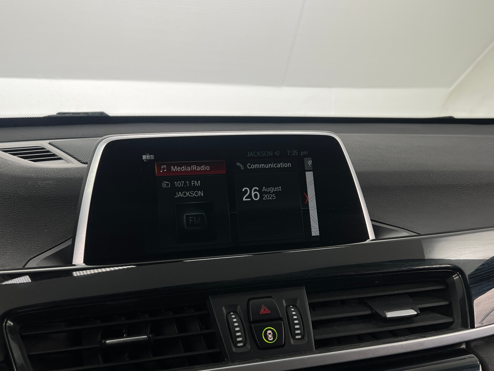 Thumbnail: 2019 BMW X1 - 3