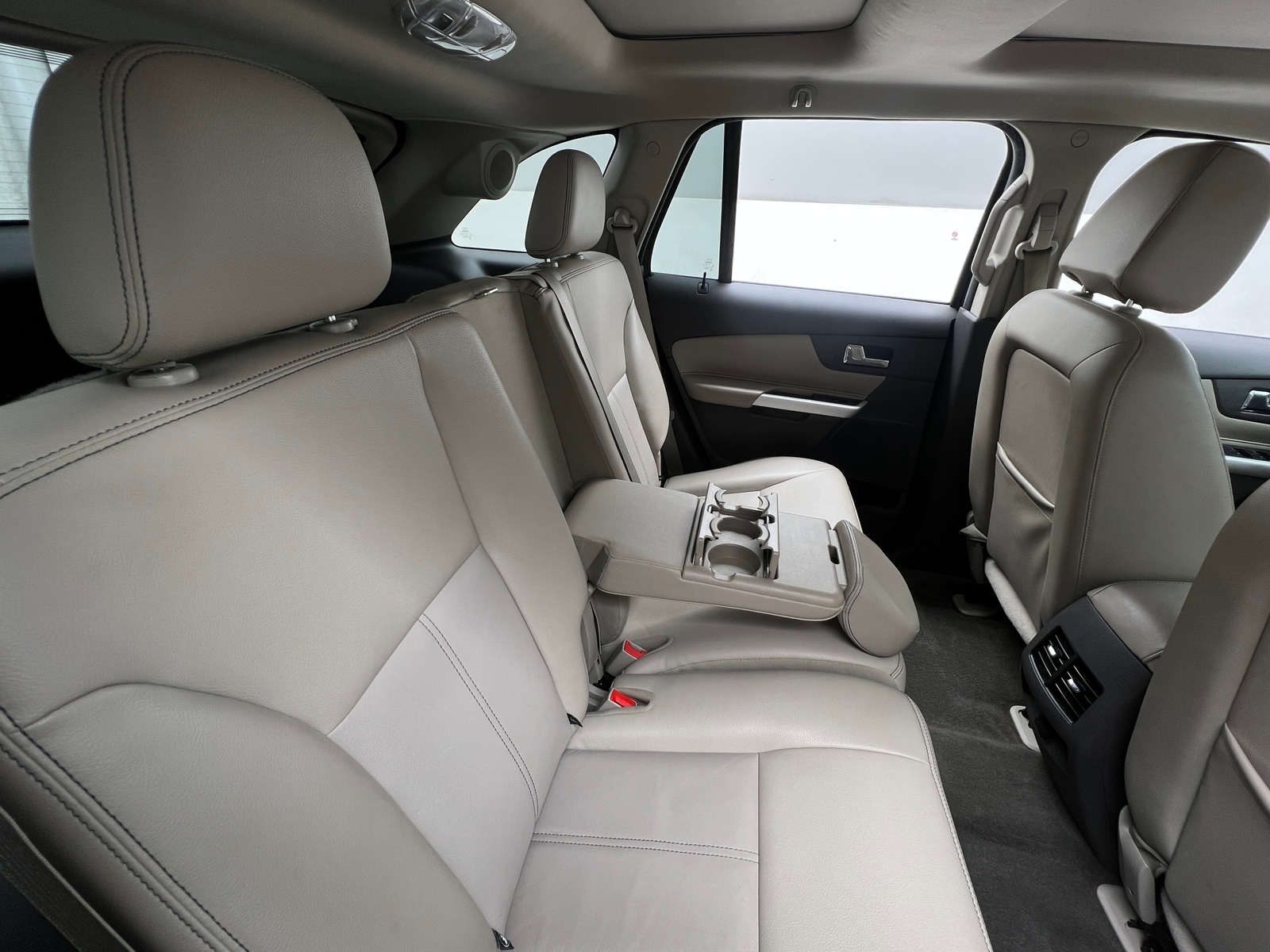 Thumbnail: 2012 Ford Edge - 5