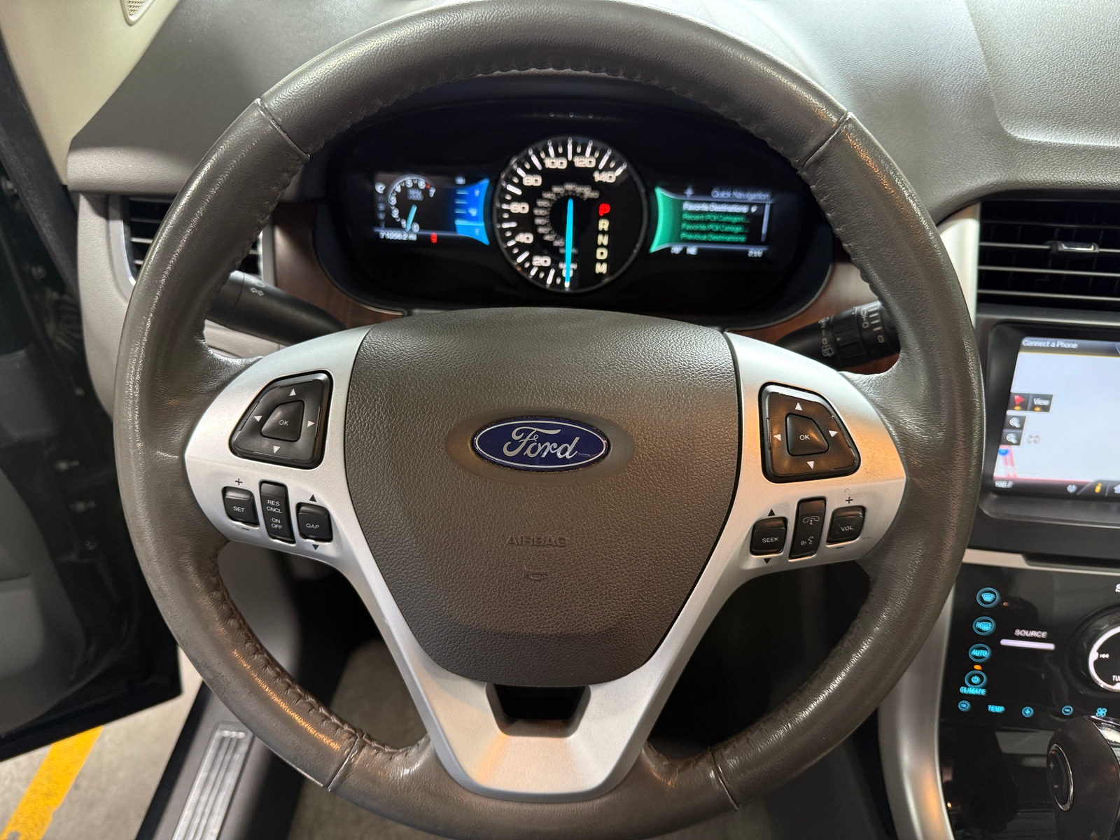 Thumbnail: 2012 Ford Edge - 4