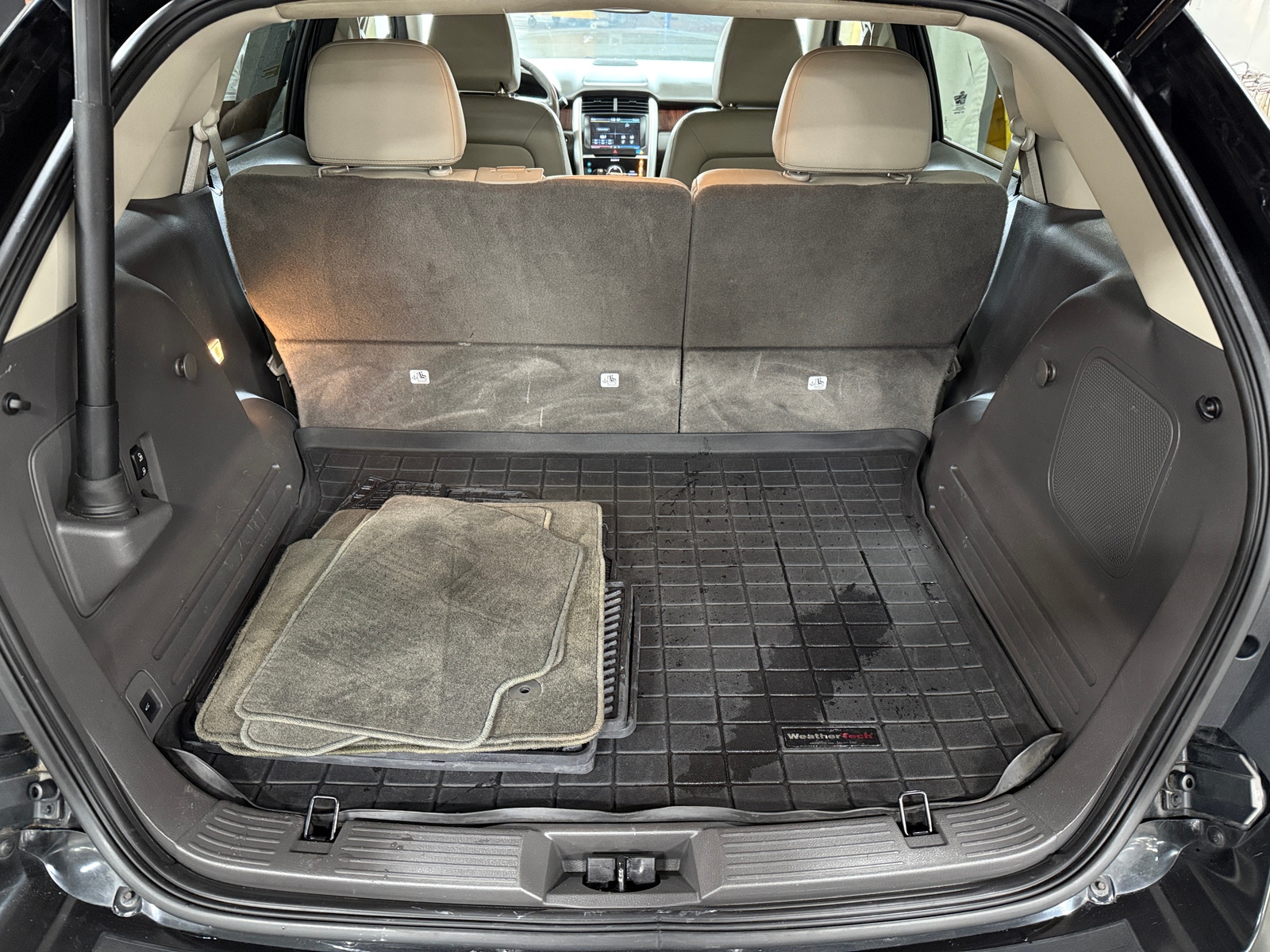 Thumbnail: 2012 Ford Edge - 6