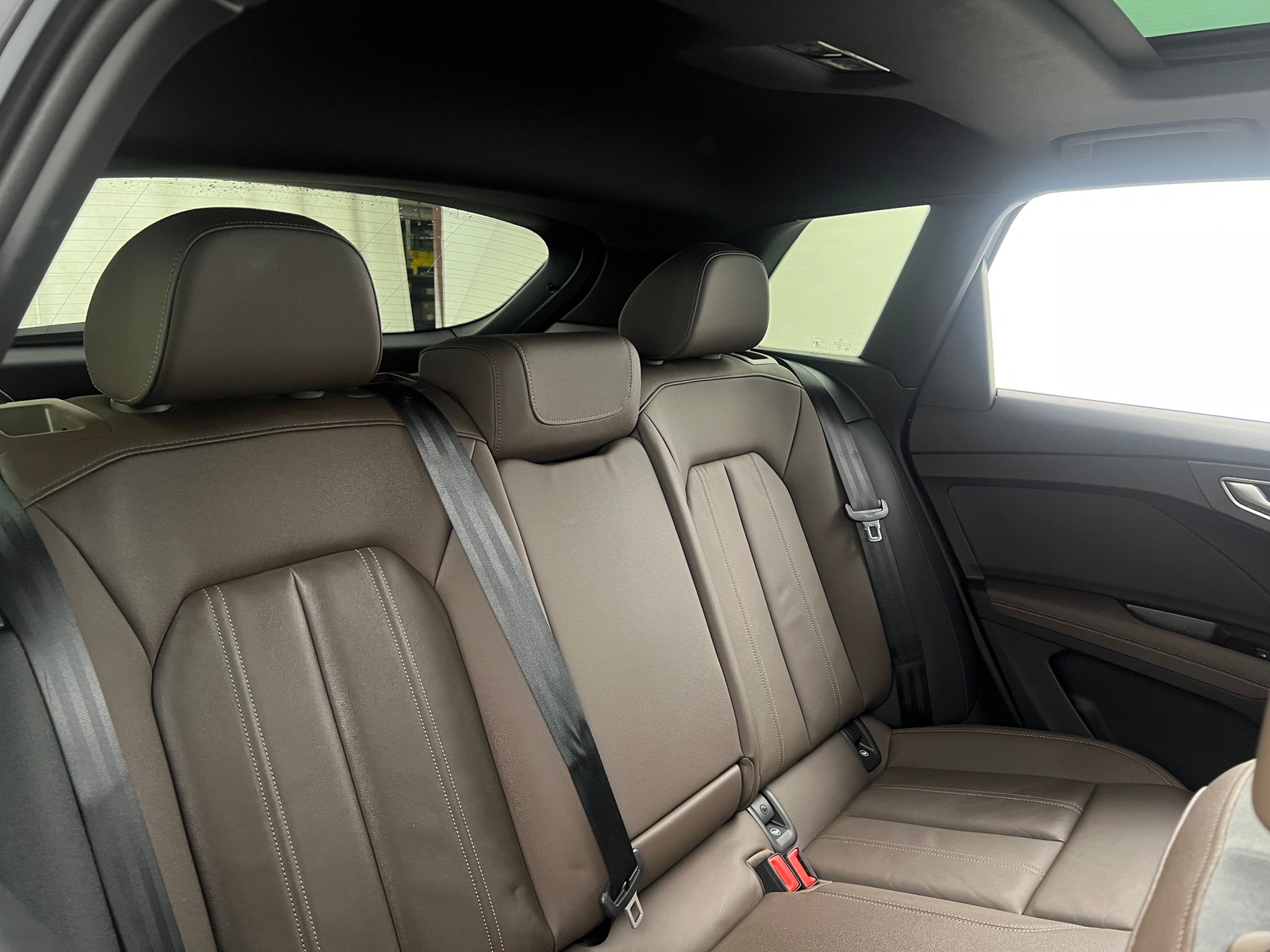 Thumbnail: 2023 Audi Q4 e-tron - 5