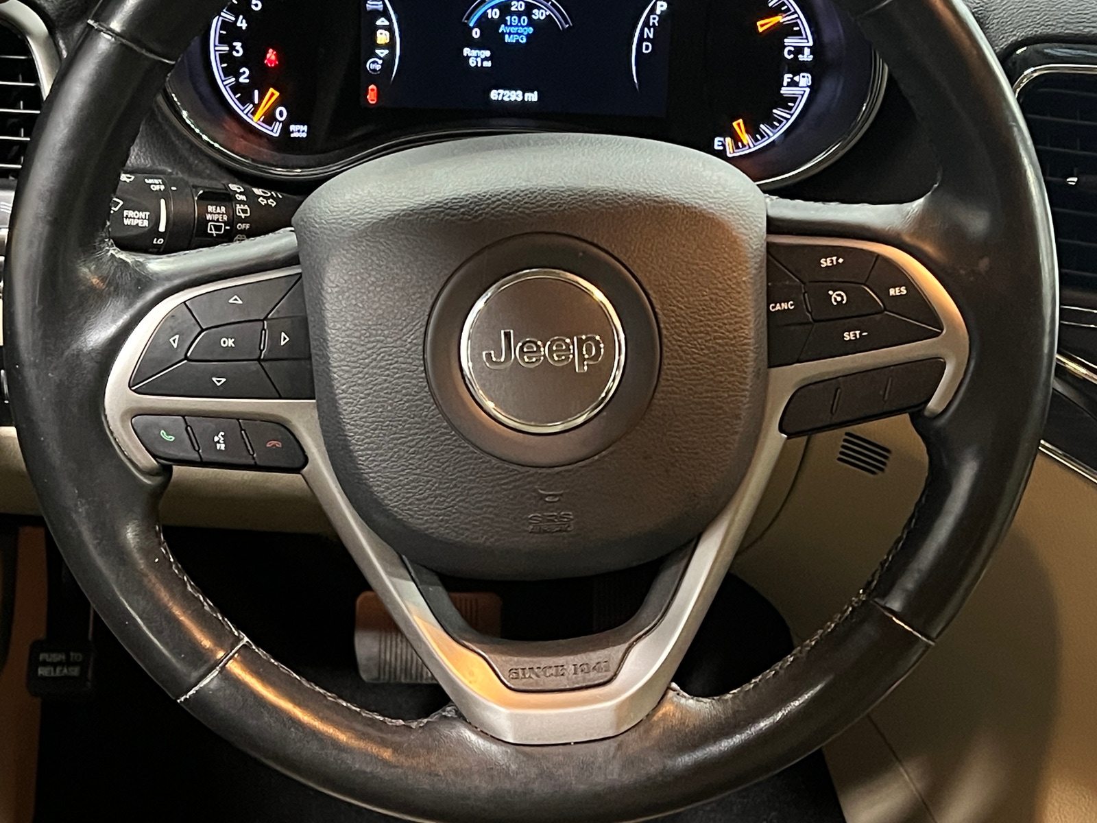 Thumbnail: 2020 Jeep Grand Cherokee - 4