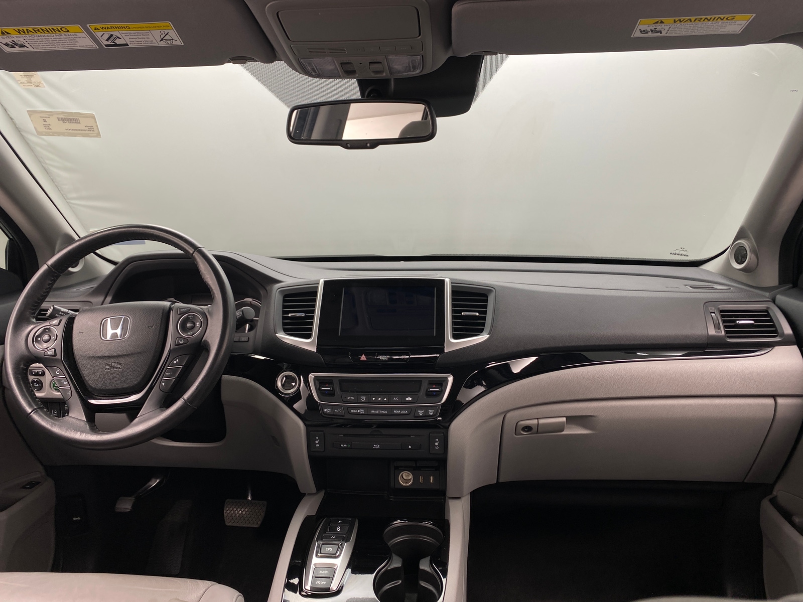 Thumbnail: 2017 Honda Pilot - 2