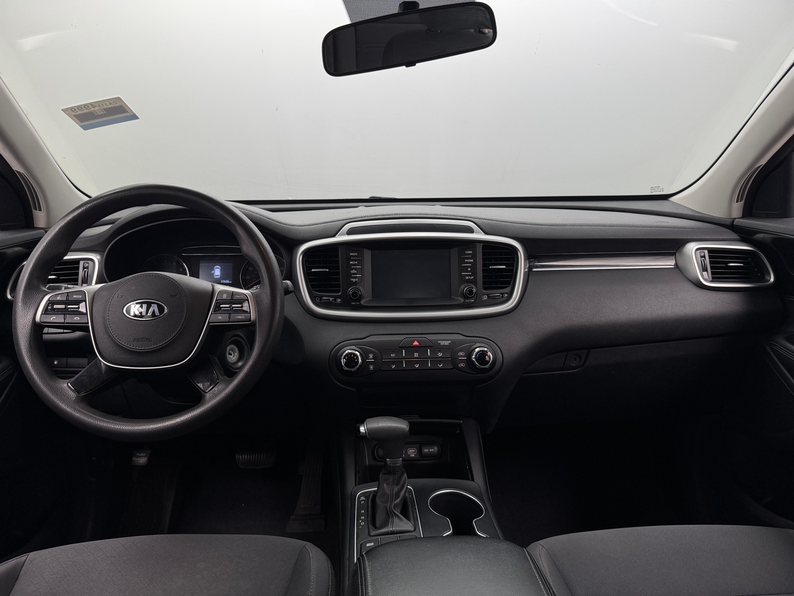 Thumbnail: 2019 Kia Sorento - 3