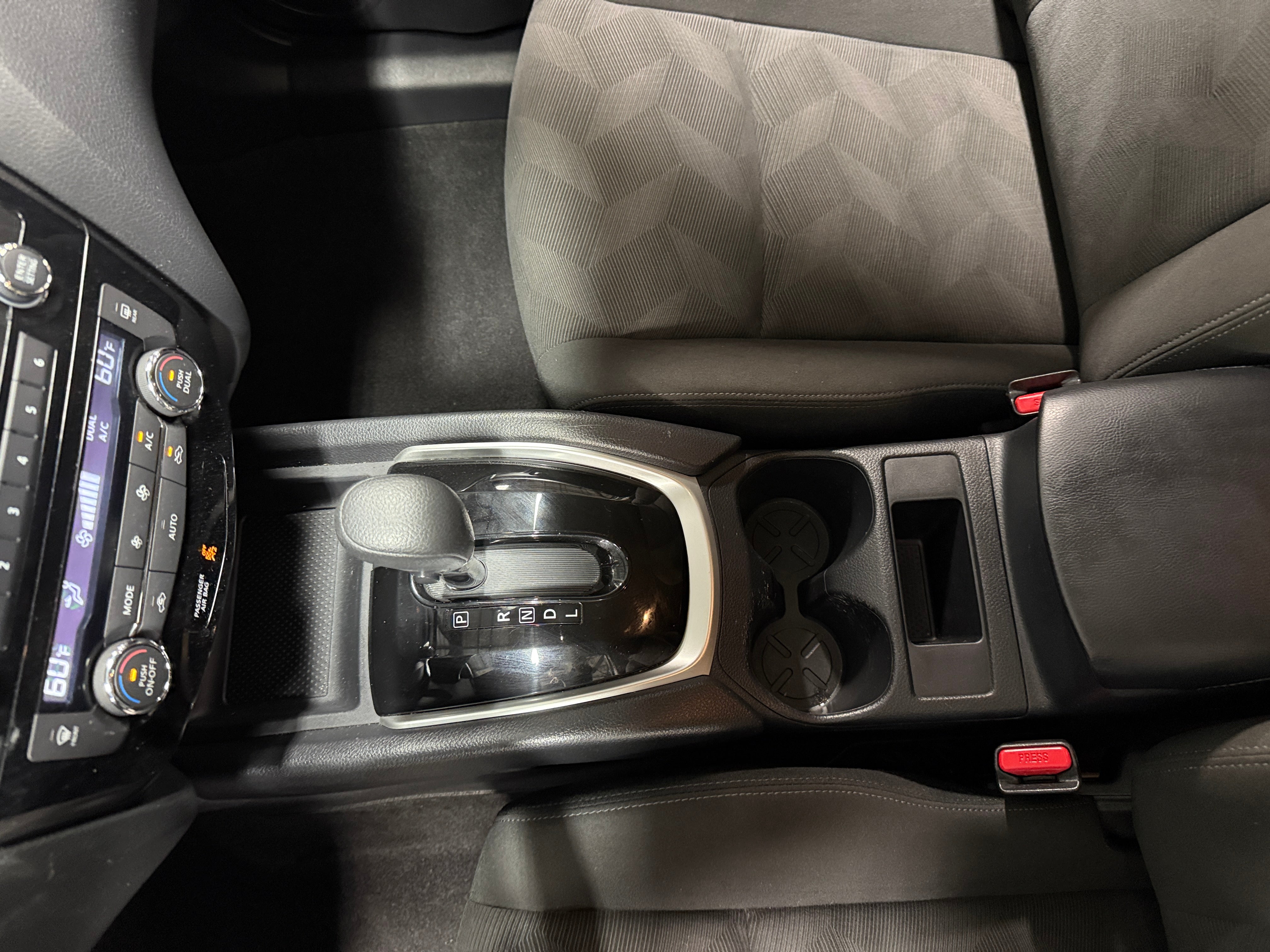 2016 Nissan Rogue