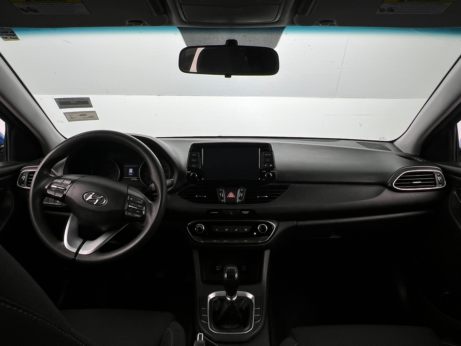 Thumbnail: 2018 Hyundai Elantra - 3