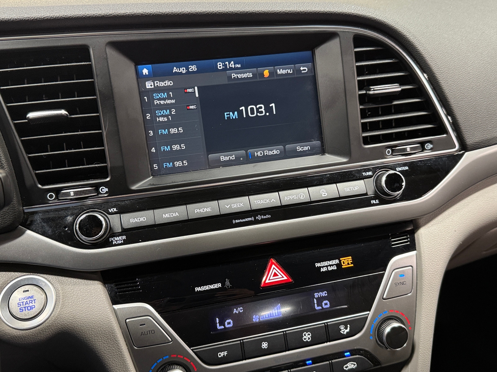 Thumbnail: 2018 Hyundai Elantra - 3
