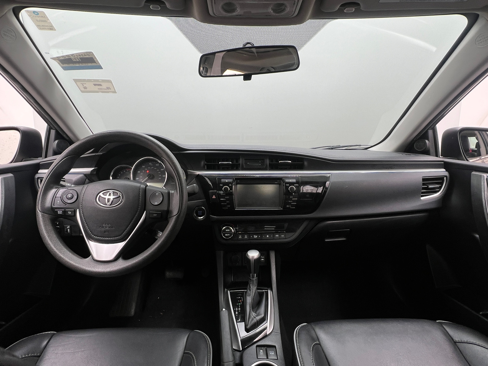 Thumbnail: 2015 Toyota Corolla - 3