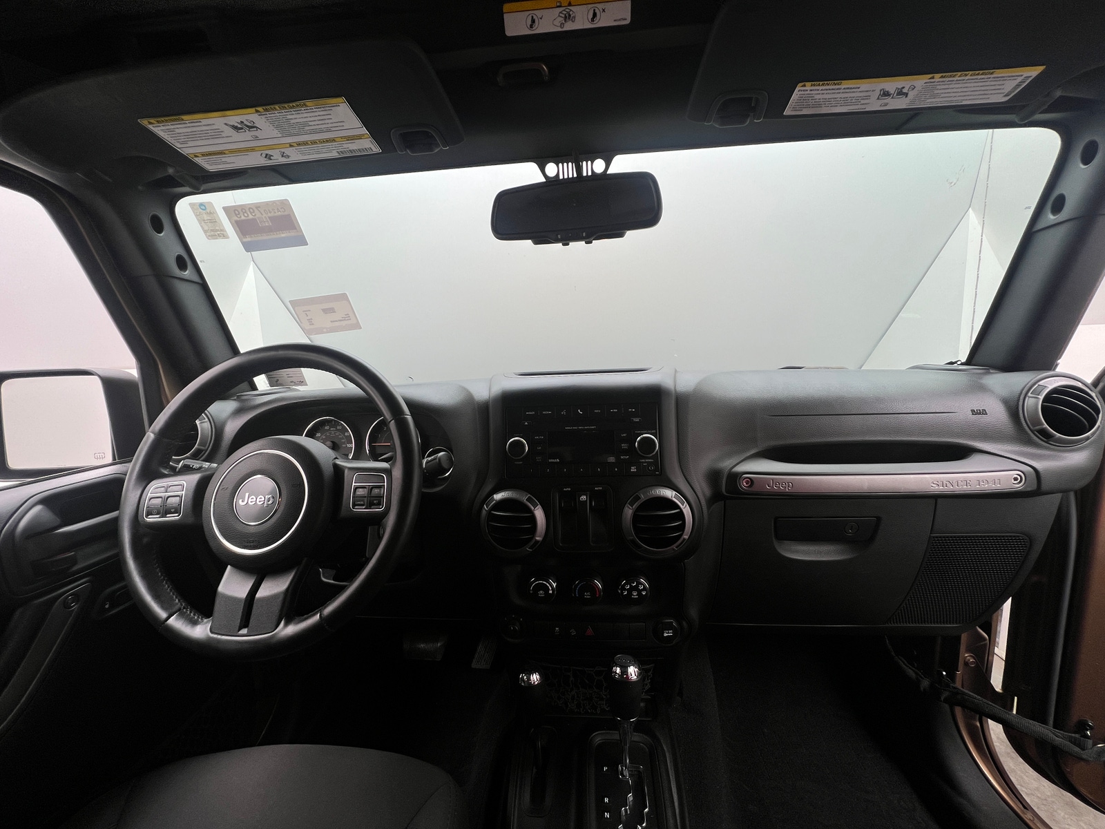 Thumbnail: 2015 Jeep Wrangler - 3