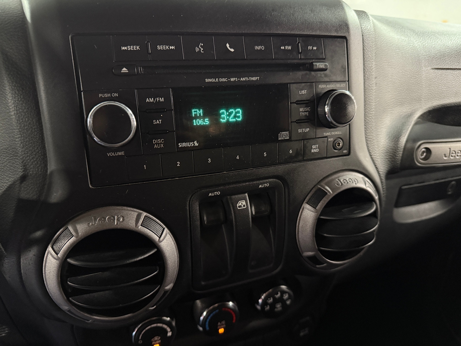Thumbnail: 2015 Jeep Wrangler - 4
