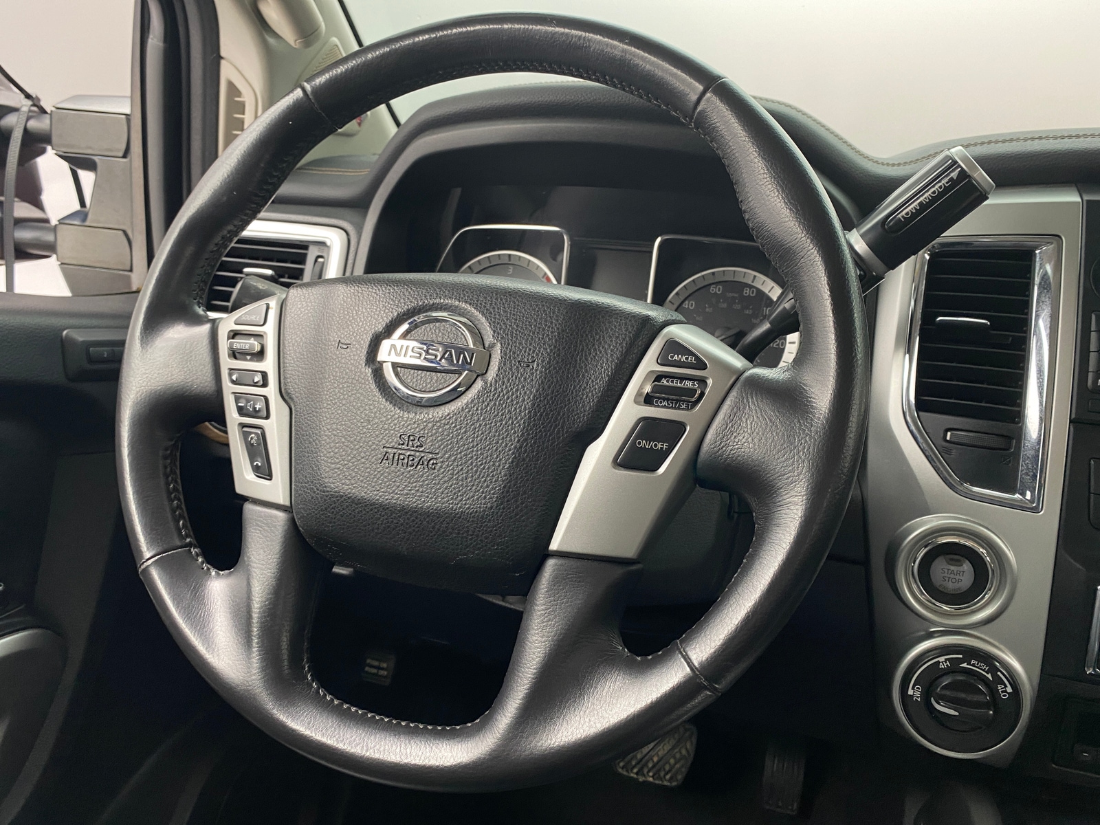 Thumbnail: 2018 Nissan Titan - 4