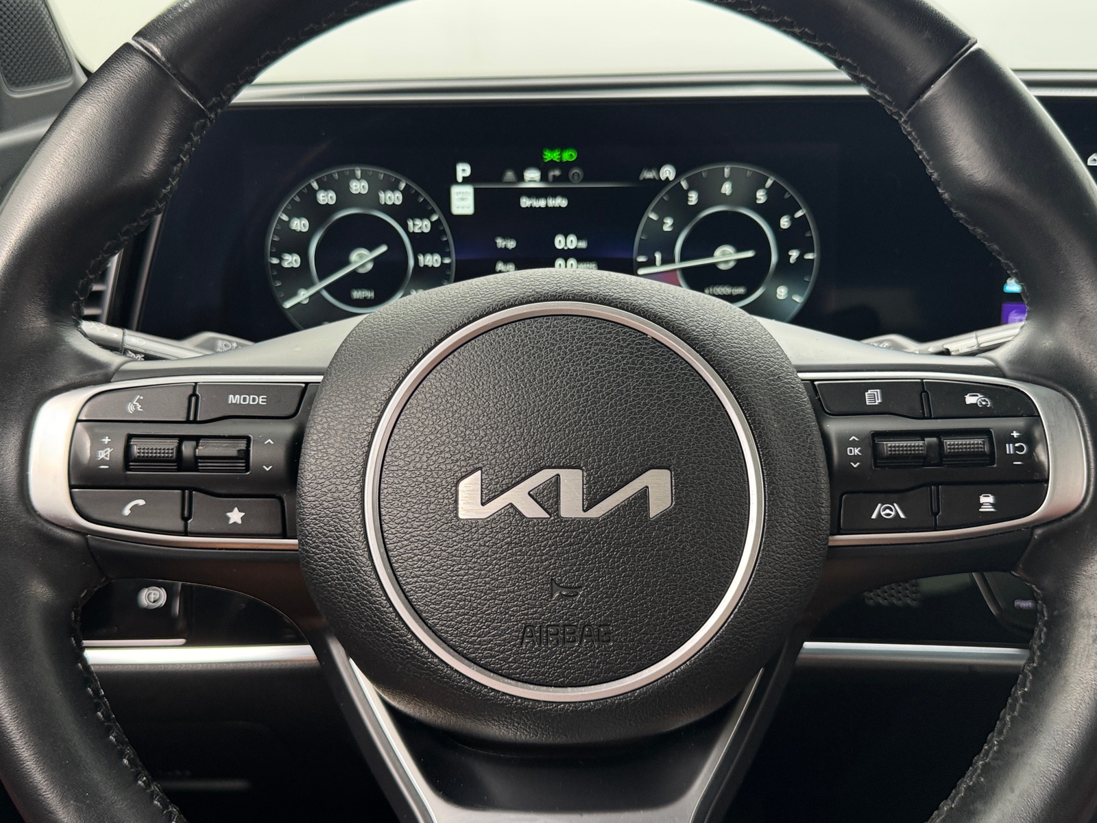 Thumbnail: 2023 Kia Sportage - 4