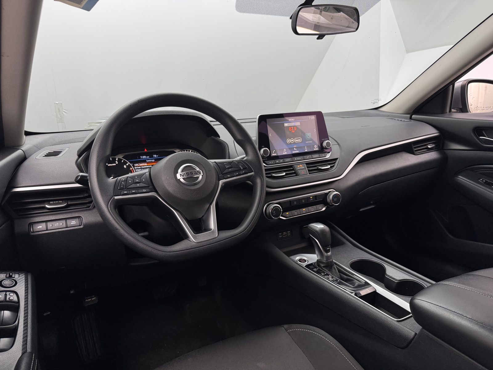 Thumbnail: 2019 Nissan Altima - 3