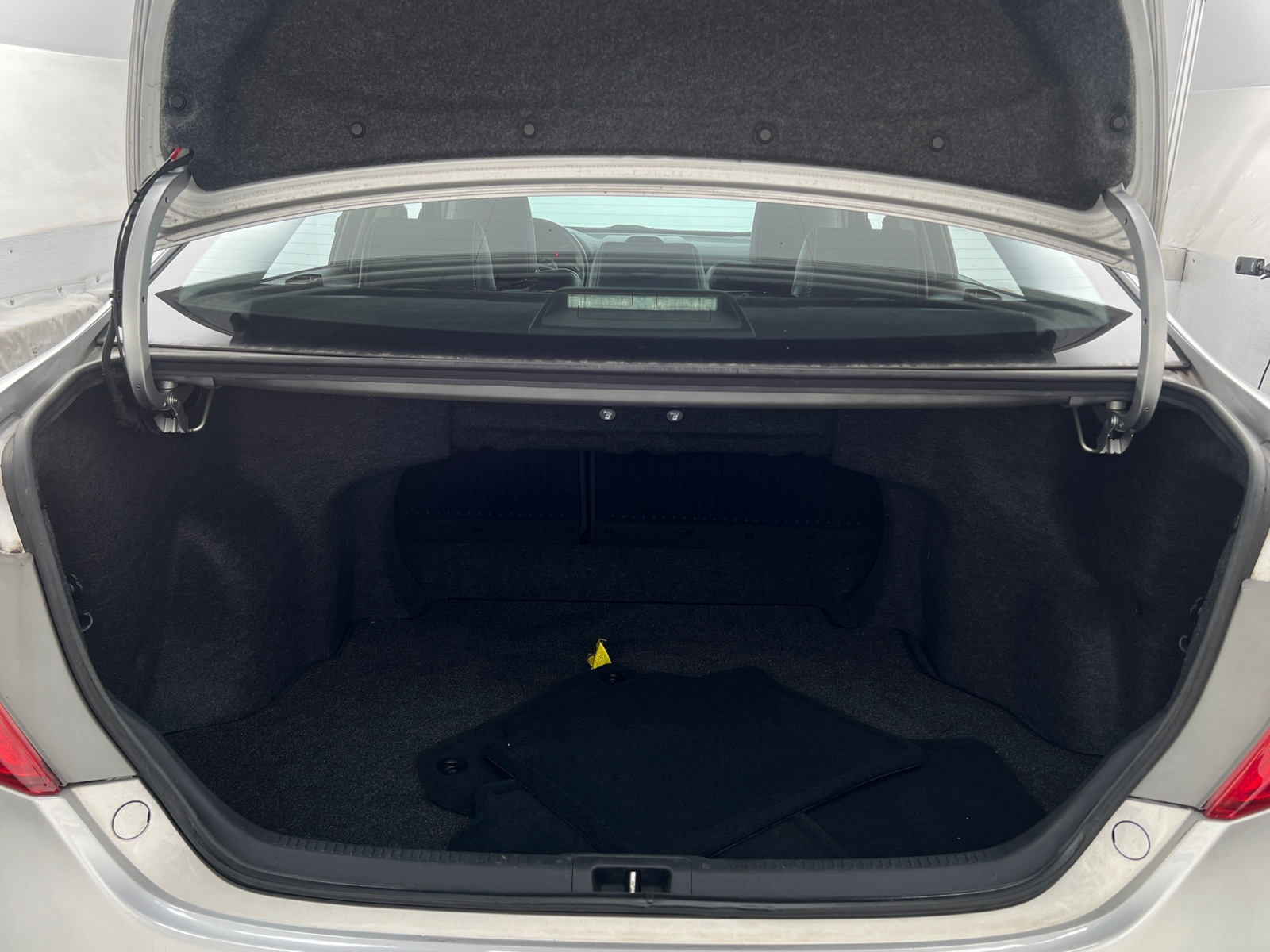 Thumbnail: 2012 Toyota Camry - 7