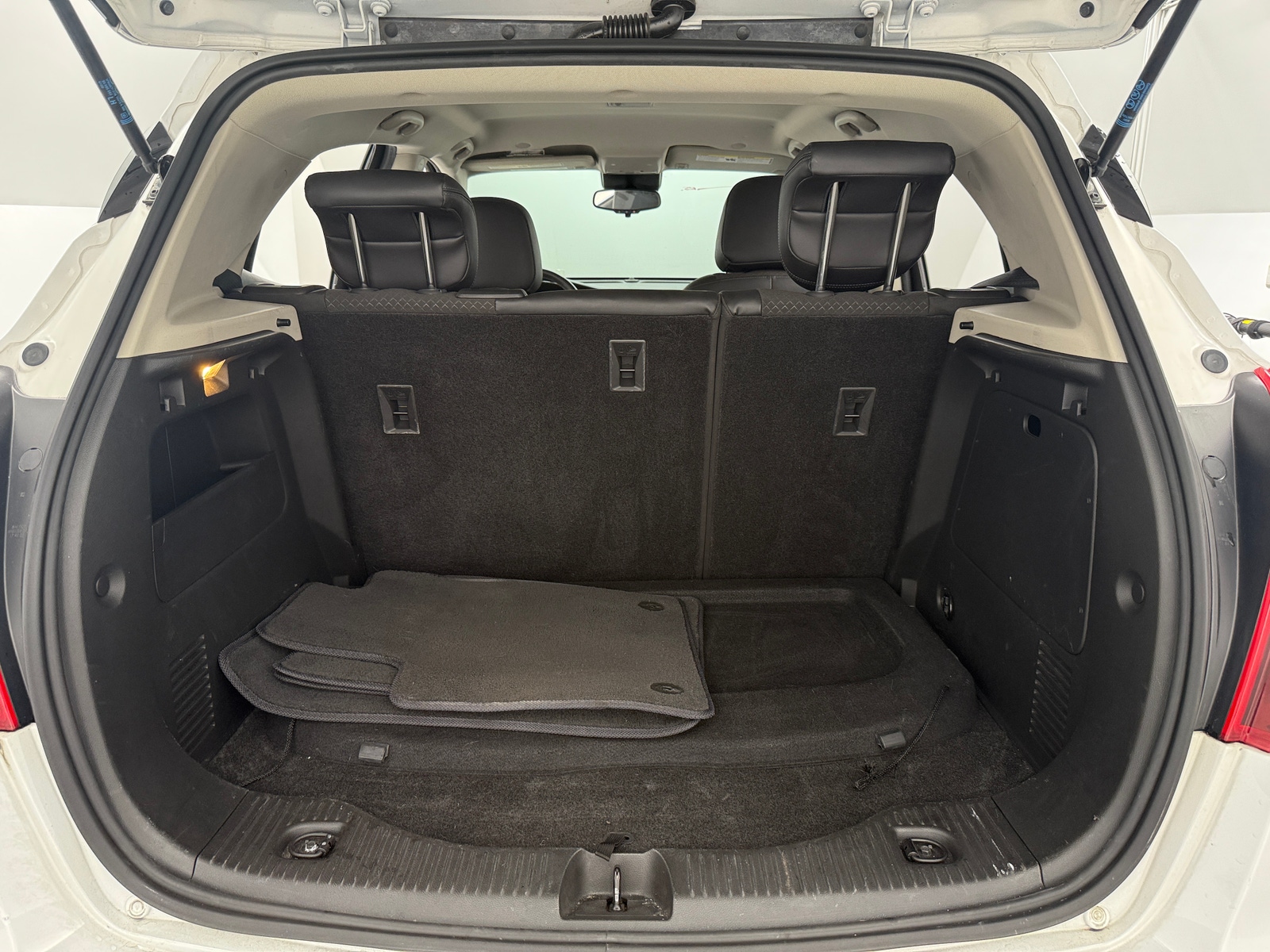 Thumbnail: 2020 Buick Encore - 6