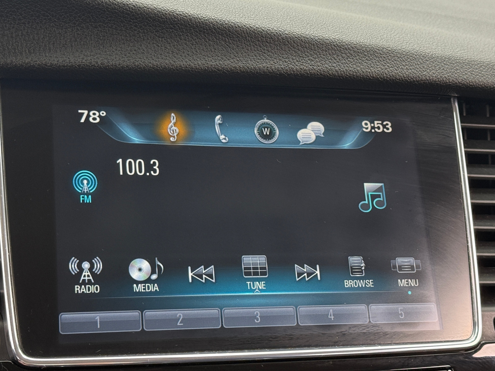 Thumbnail: 2020 Buick Encore - 3