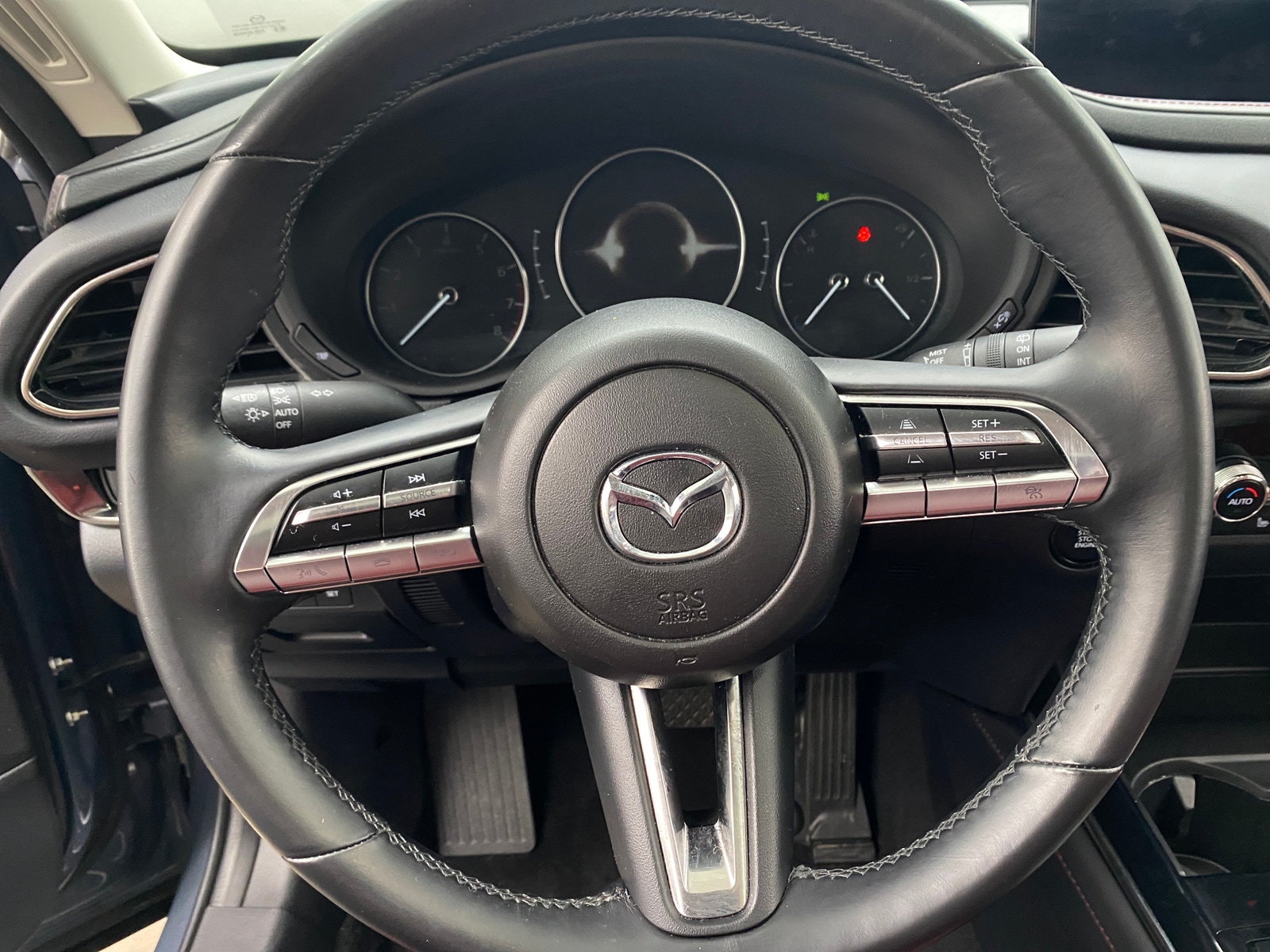 Thumbnail: 2022 Mazda CX-30 - 4