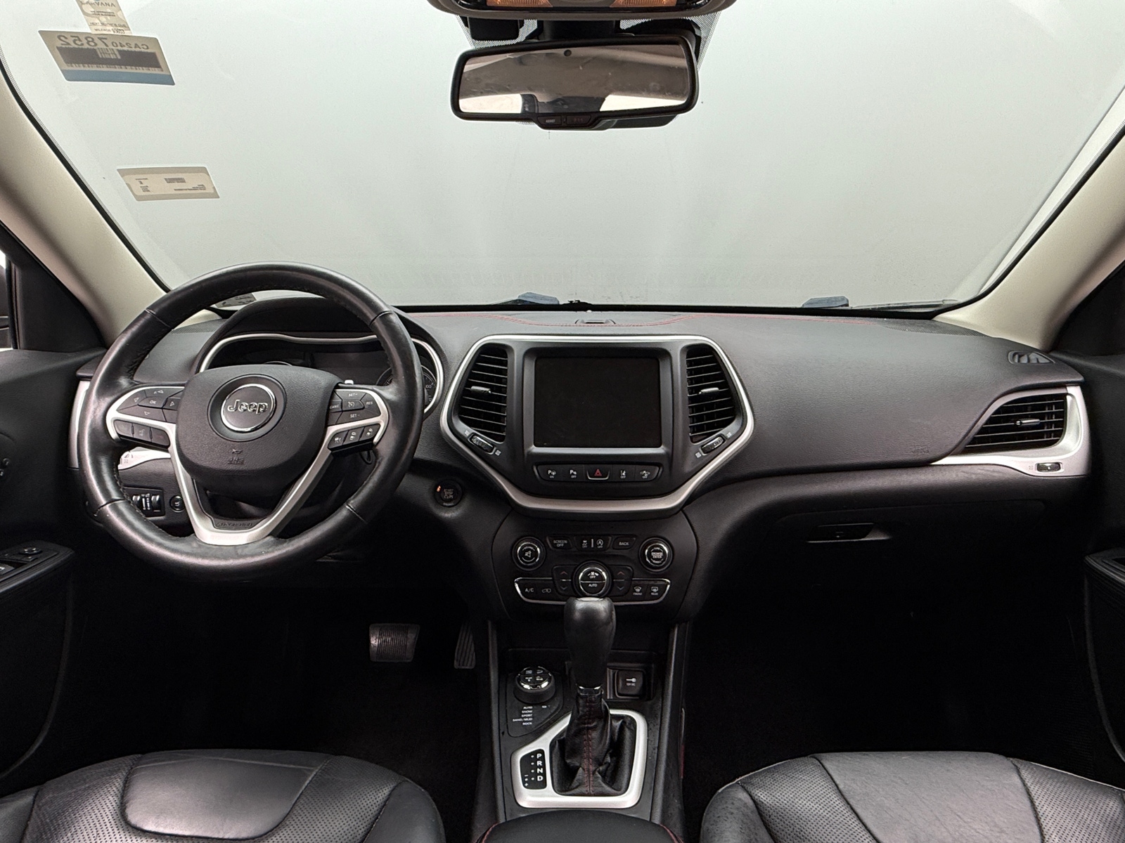 Thumbnail: 2015 Jeep Cherokee - 3