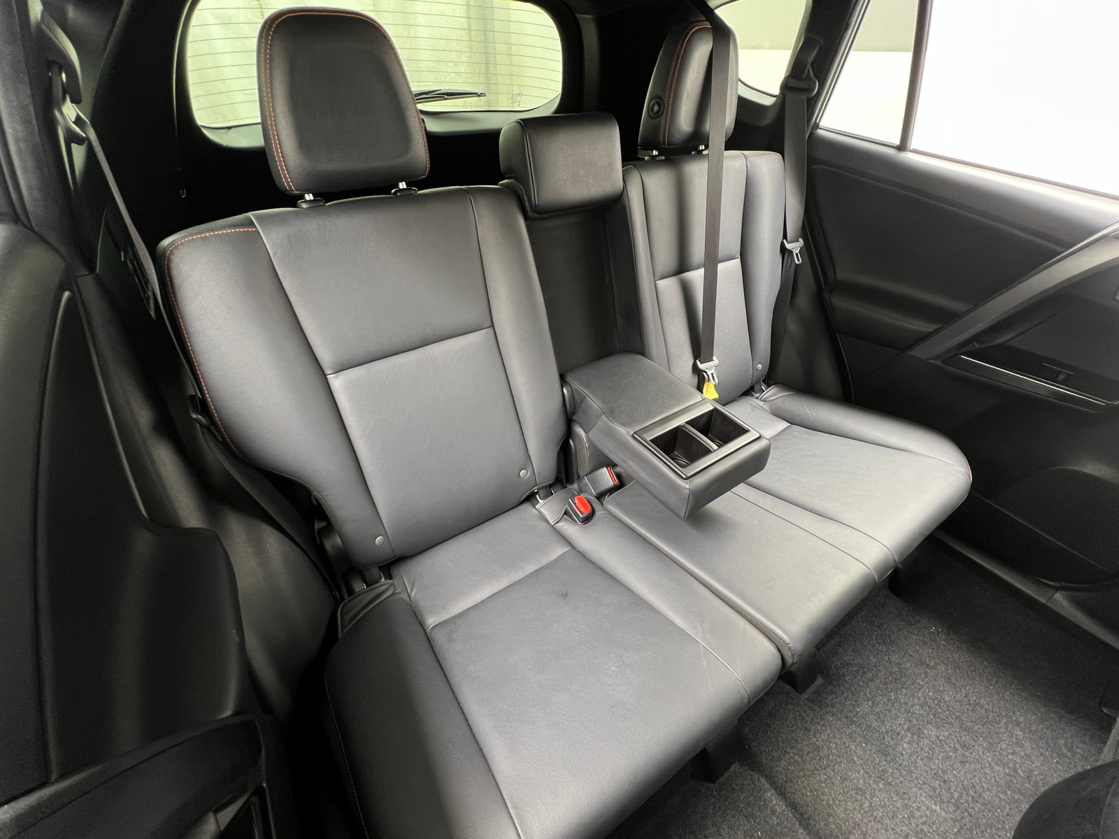 Thumbnail: 2018 Toyota RAV4 - 5