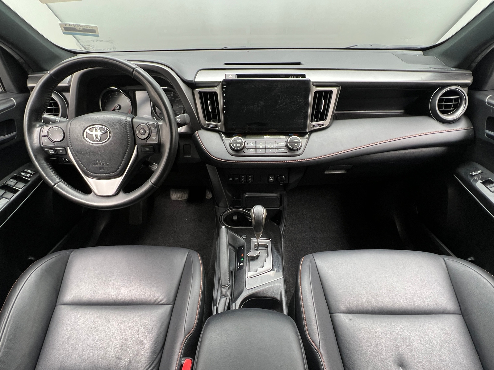 Thumbnail: 2018 Toyota RAV4 - 2