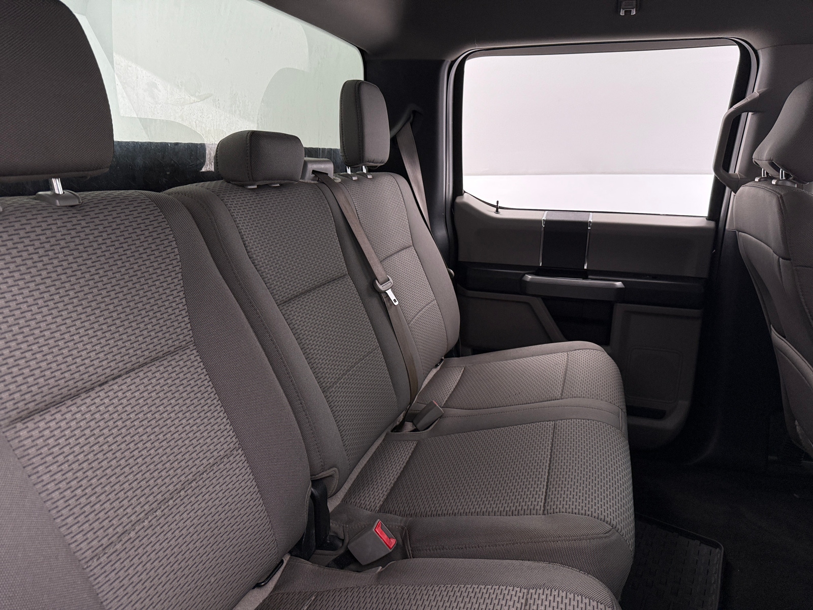 Thumbnail: 2018 Ford Econoline - 6