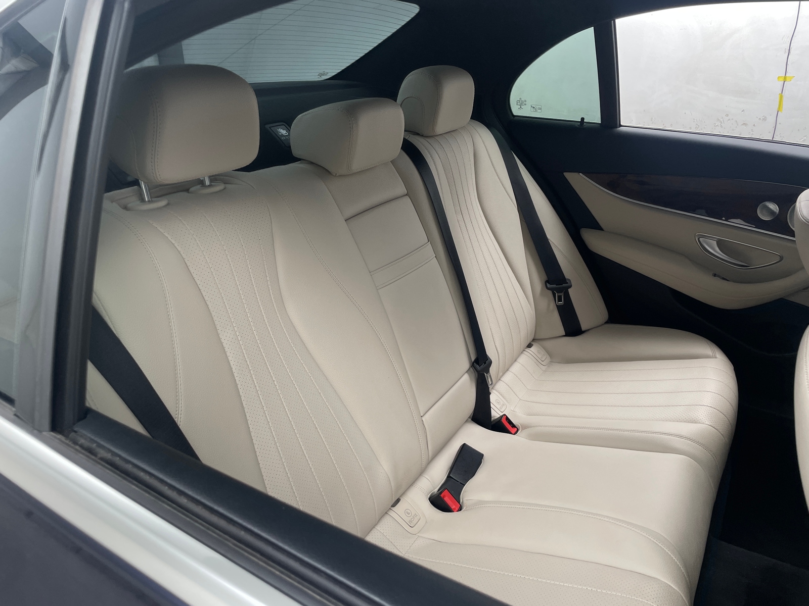 Thumbnail: 2020 Mercedes-Benz E-Class - 5