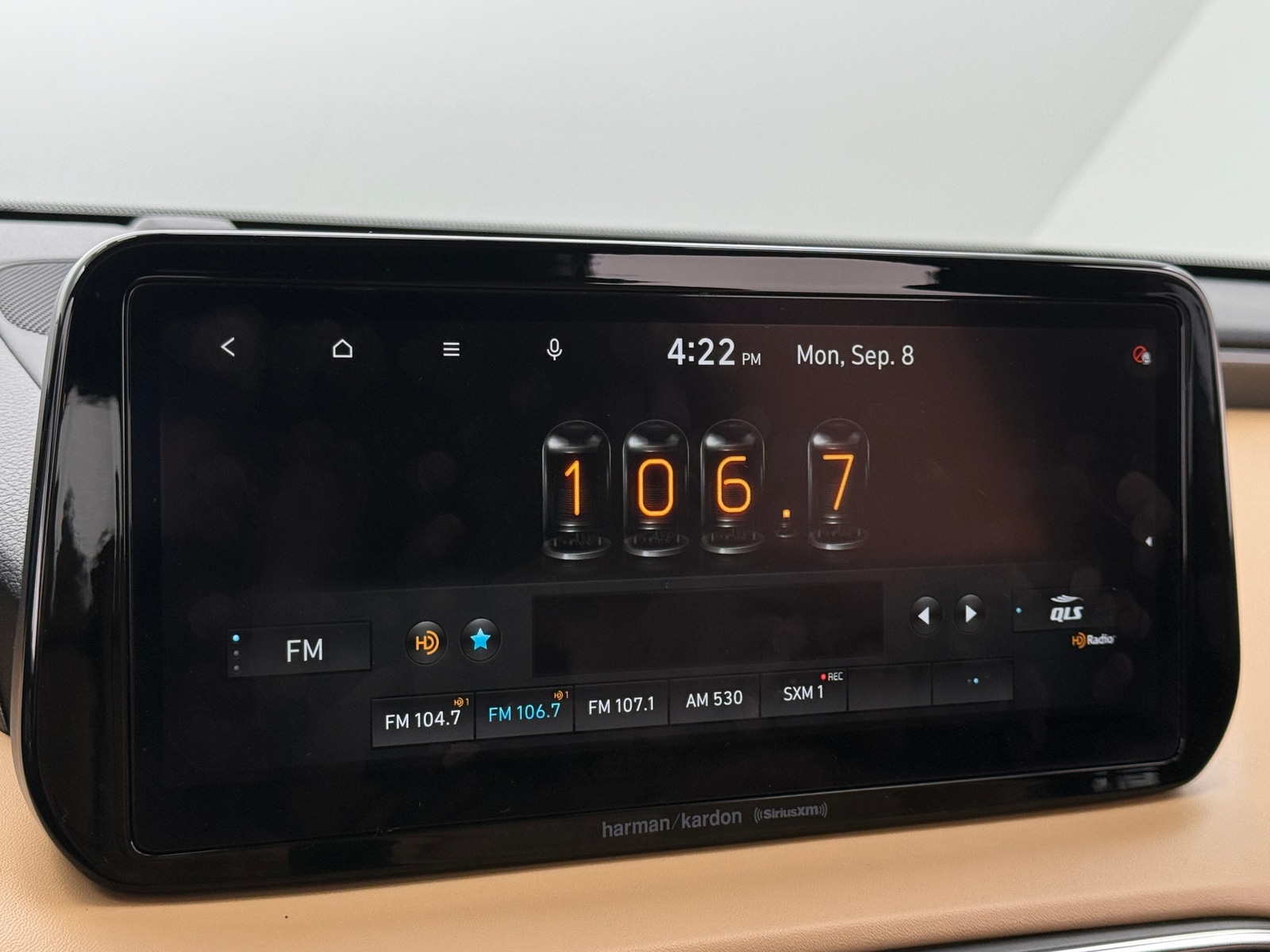 Thumbnail: 2021 Hyundai Santa Fe - 3