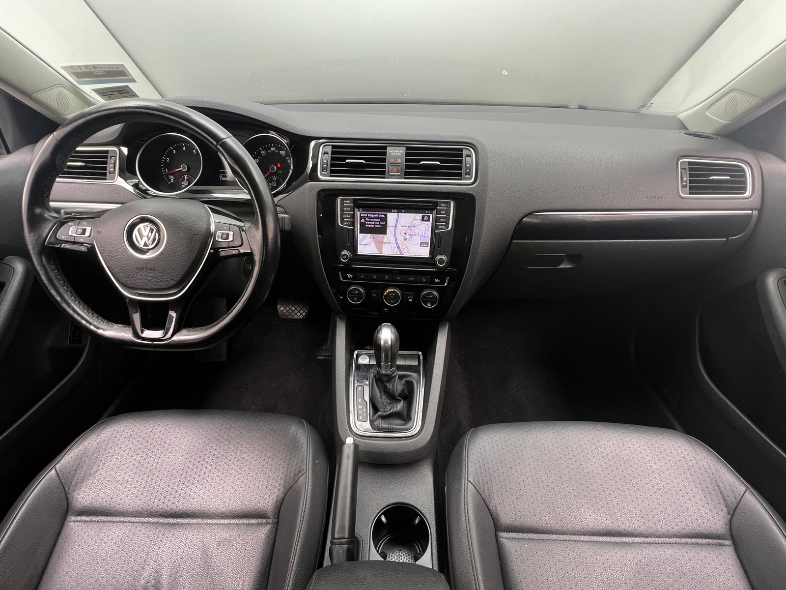 Thumbnail: 2017 Volkswagen Jetta - 2