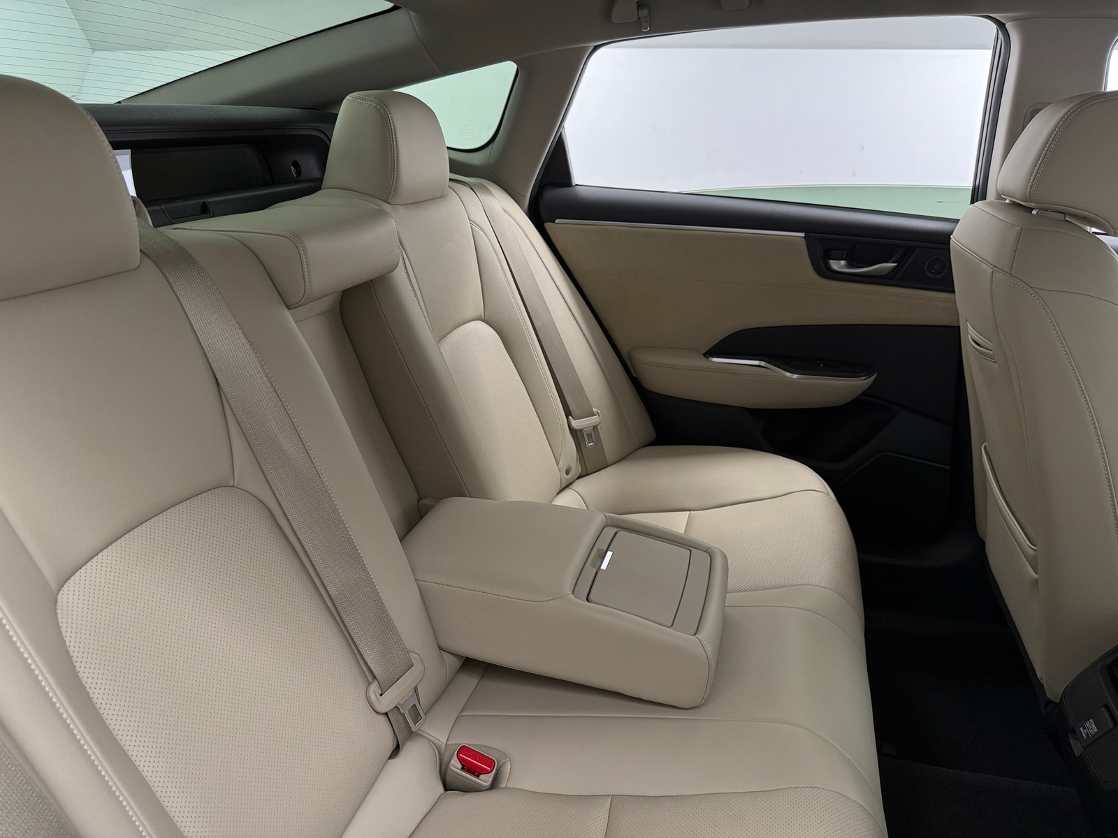 Thumbnail: 2018 Honda Clarity - 5
