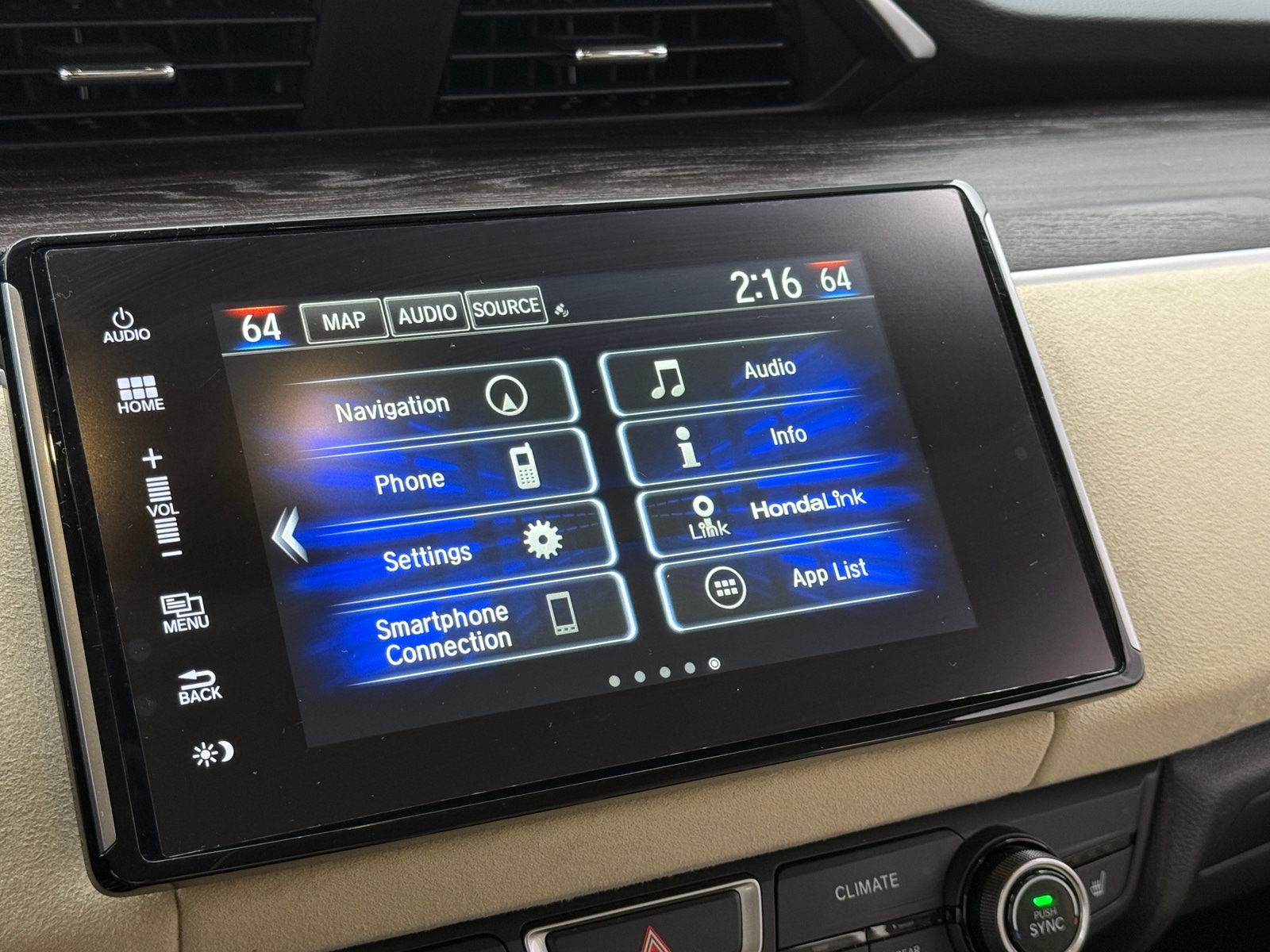 Thumbnail: 2018 Honda Clarity - 3