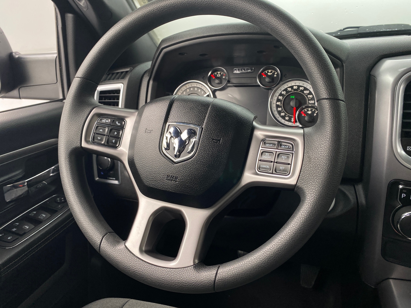 Thumbnail: 2024 RAM 1500 Classic - 5