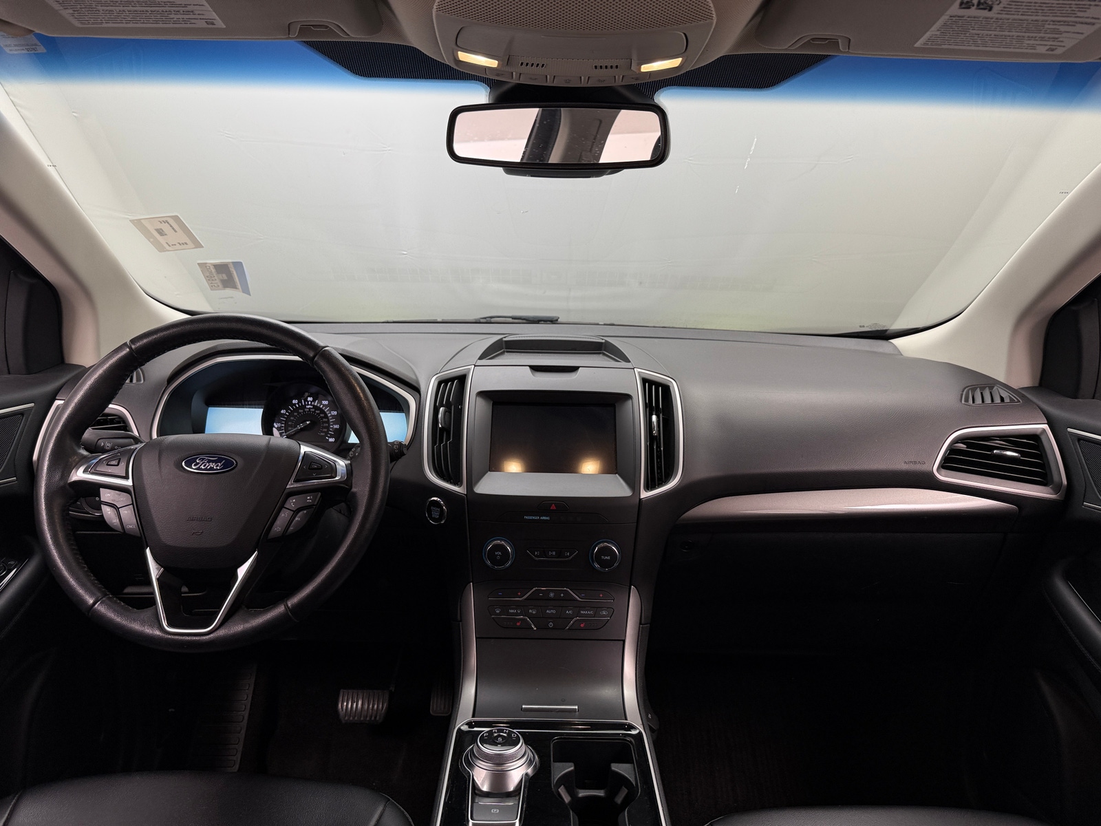 Thumbnail: 2020 Ford Edge - 3