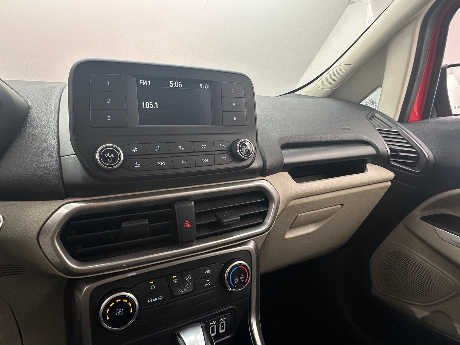 Thumbnail: 2018 Ford EcoSport - 4