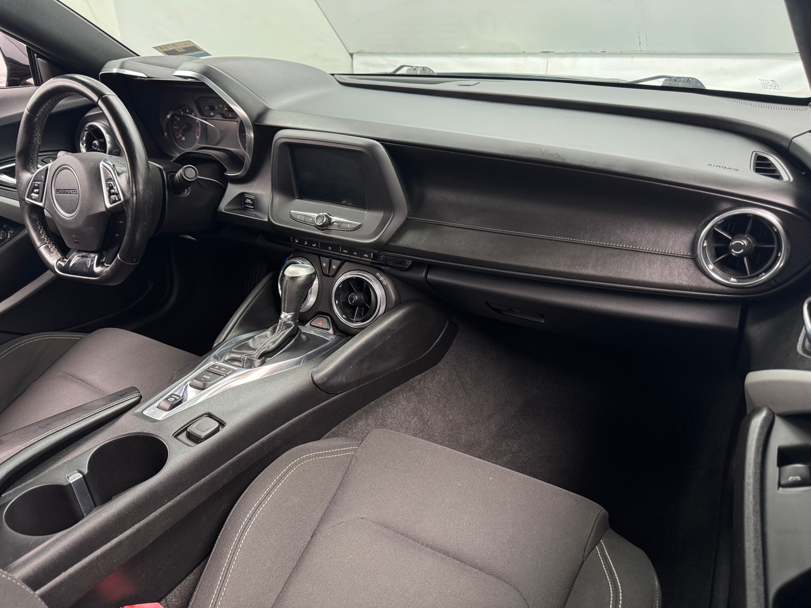 Thumbnail: 2018 Chevrolet Camaro - 3
