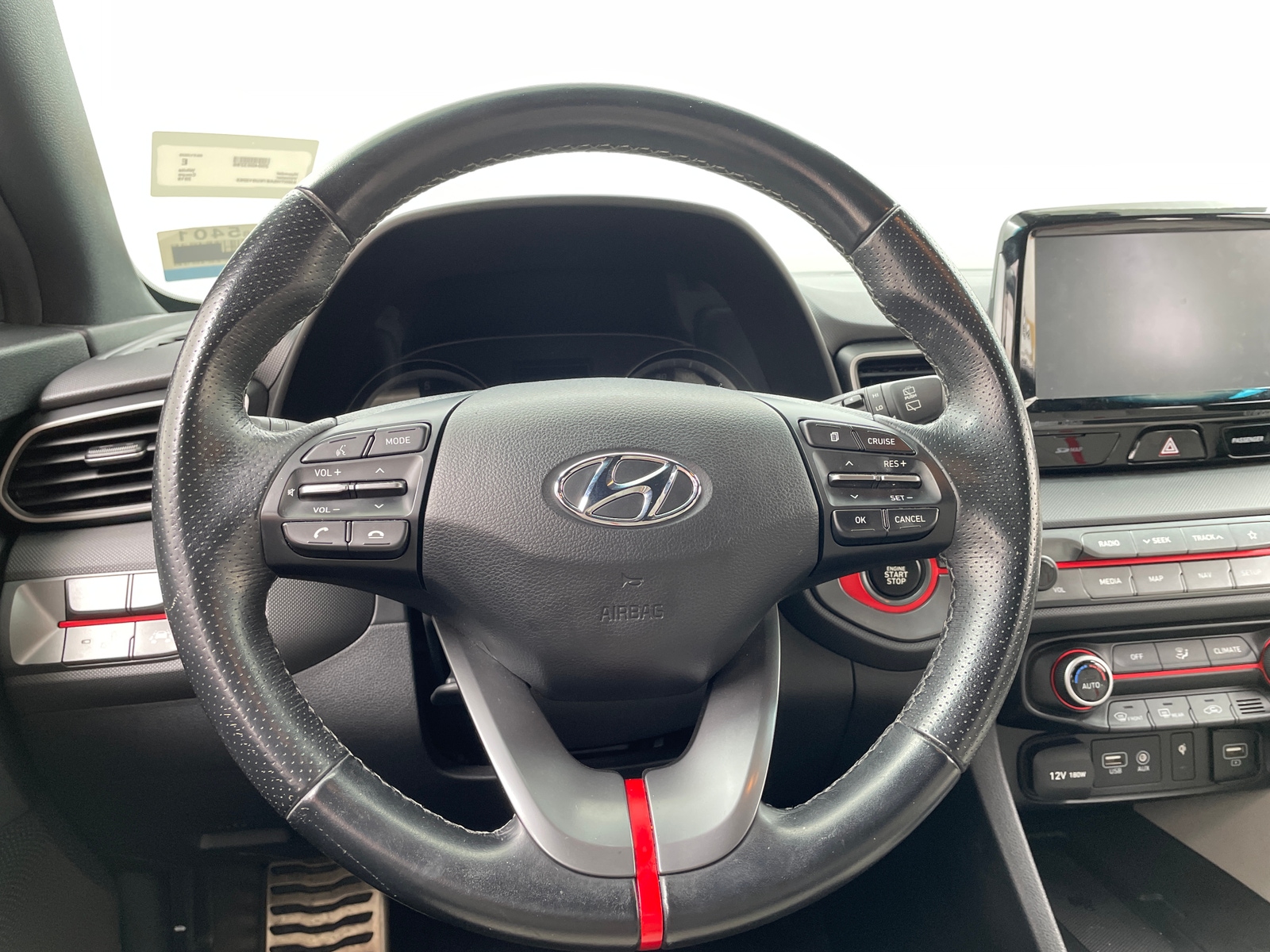 Thumbnail: 2019 Hyundai Veloster - 3