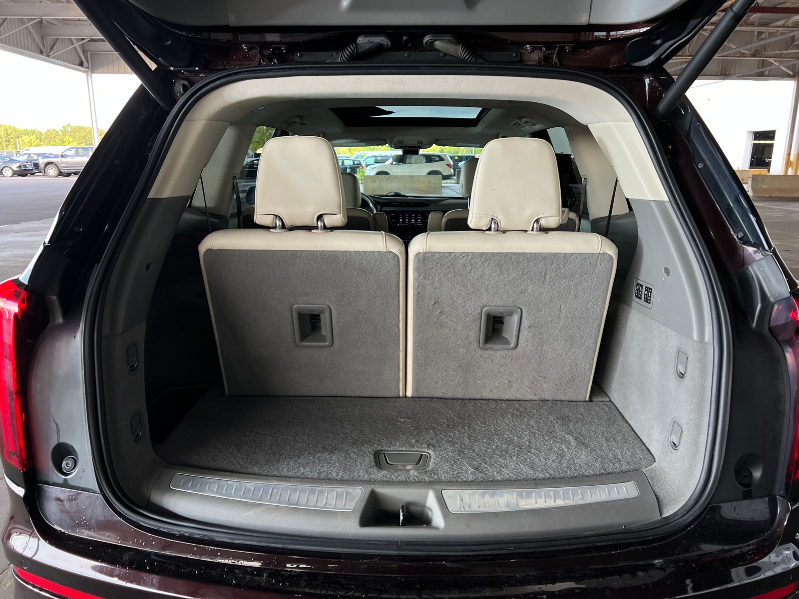 Thumbnail: 2020 Cadillac XT6 - 6