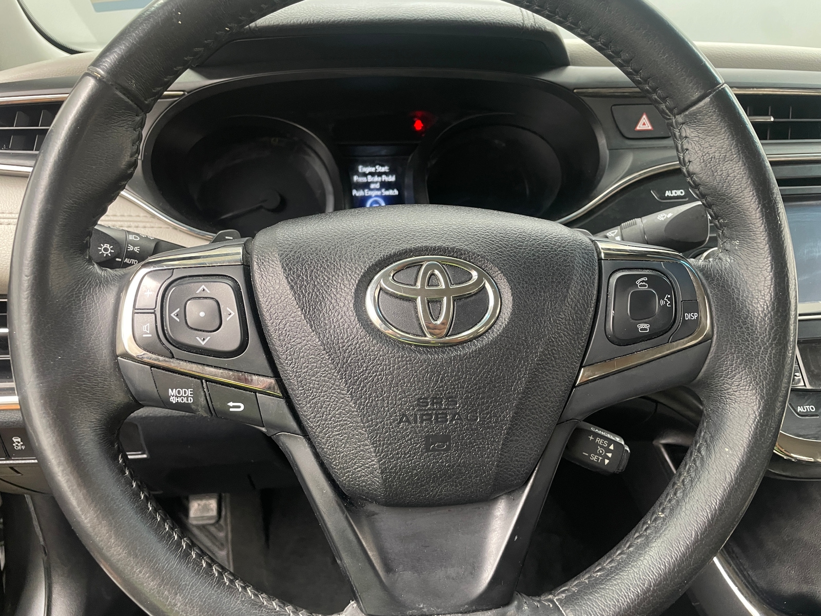 Thumbnail: 2016 Toyota Avalon - 4