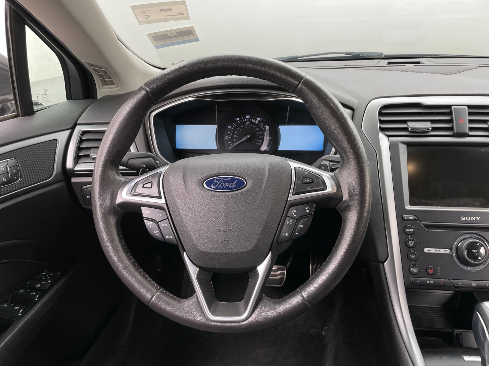 Thumbnail: 2016 Ford Fusion - 4