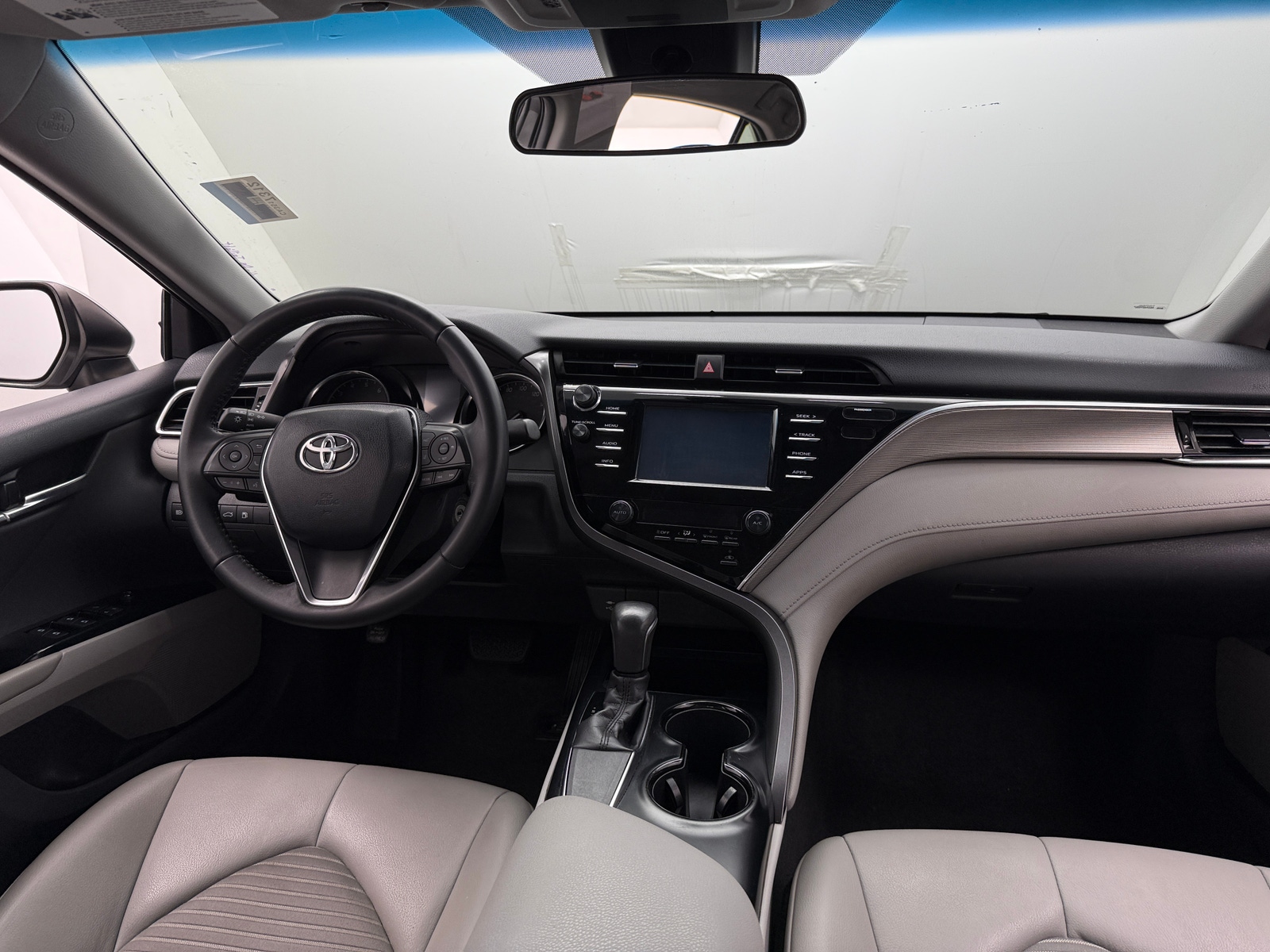 Thumbnail: 2018 Toyota Camry - 2